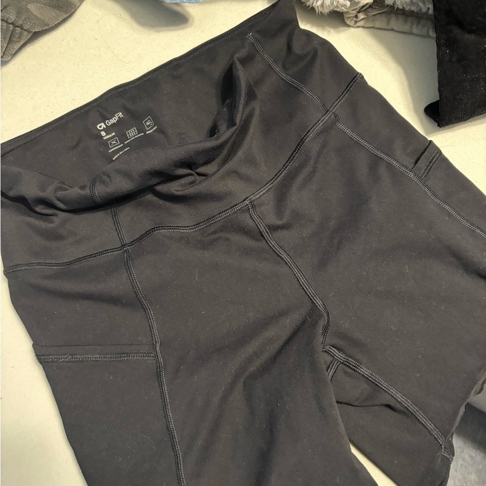 GAP Black Women's Bike Shorts